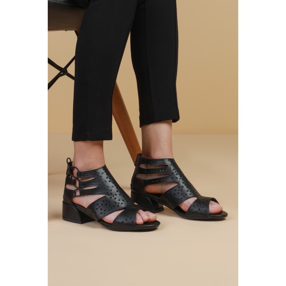 Bessy Yeni Sezon Siyah Bağcıklı Kadın Sandalet